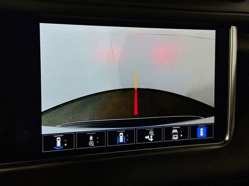 Used 2022 GMC Yukon Denali image 14