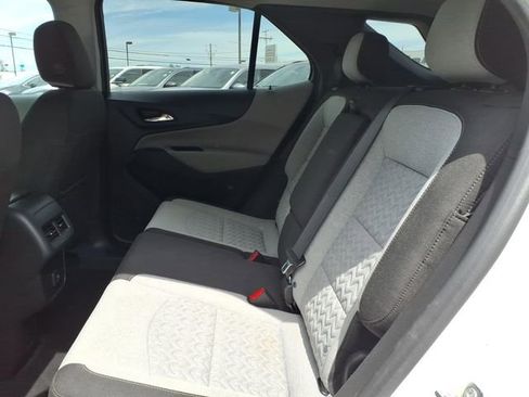 Used 2023 Chevrolet Equinox LT AWD/4WD image 11