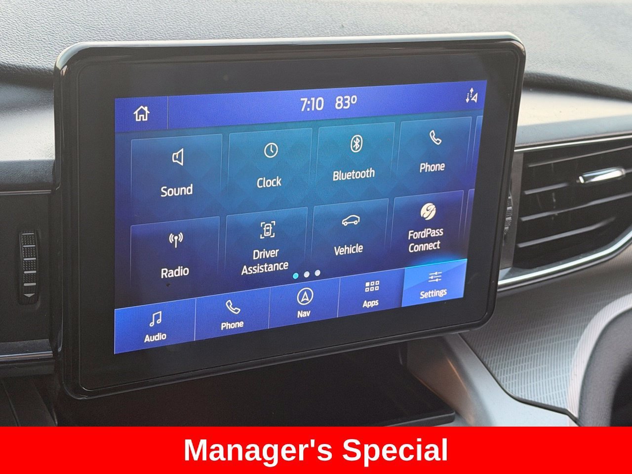 Used 2021 Ford Explorer XLT w/ Equipment Group 202A RWD image 25