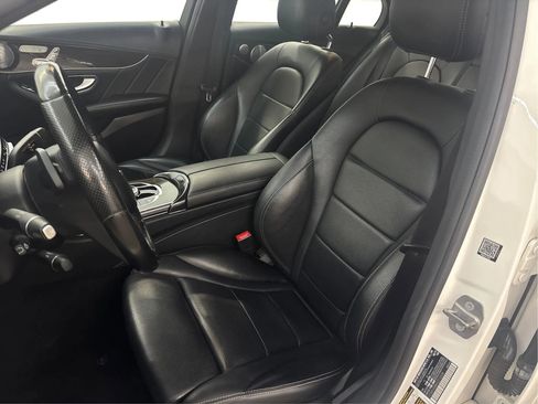 Used 2017 Mercedes-Benz C 300 4MATIC Sedan image 13