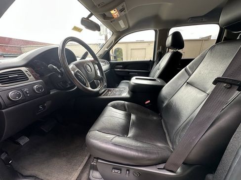 Used 2012 GMC Sierra 2500 Denali w/ Suspension Package, Off-Road image 12