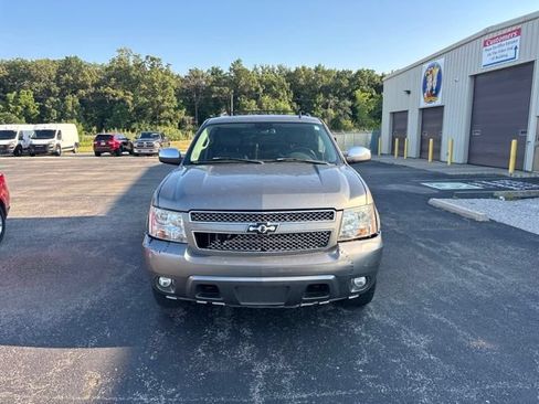 Used 2008 Chevrolet Tahoe LTZ w/ LTZ Preferred Equipment Group AWD/4WD image 7