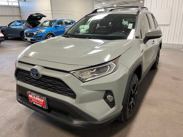 Used 2021 Toyota RAV4 XLE w/ Convenience Package AWD/4WD image 7