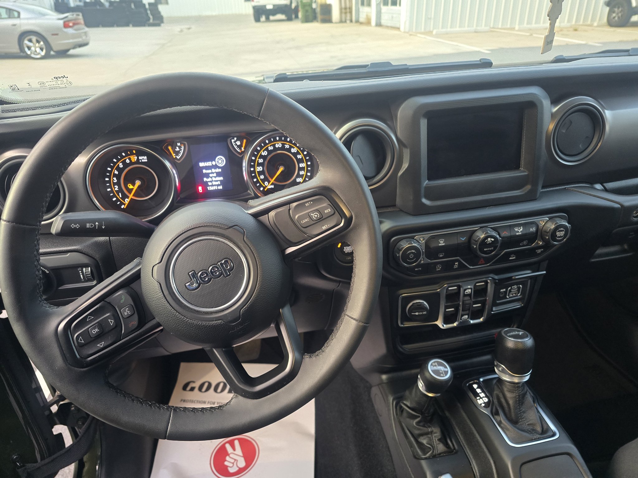 Used 2023 Jeep Gladiator Sport AWD/4WD image 5