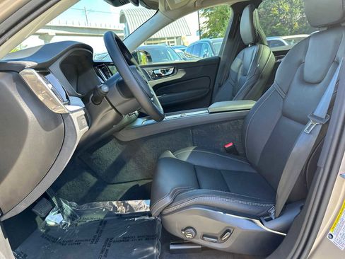 New 2025 Volvo XC60 B5 Ultra w/ Protection Package Premier image 19