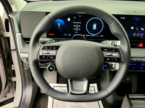 Used 2025 Hyundai Ioniq 5 SEL RWD image 12