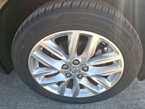 Used 2020 Buick Envision Premium image 5