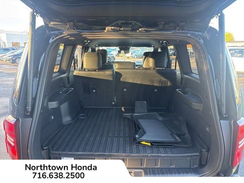 Used 2024 Toyota Land Cruiser image 17