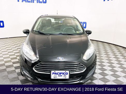Used 2018 Ford Fiesta SE image 3