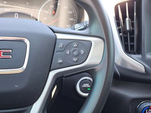 Certified 2024 GMC Terrain SLE w/ Driver Convenience Package FWD image 22