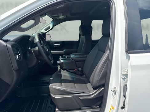 Used 2023 GMC Sierra 1500 Pro w/ Convenience Package RWD image 5