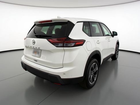 Used 2025 Nissan Rogue SV image 9