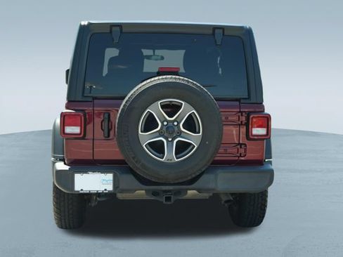 Used 2022 Jeep Wrangler Sport AWD/4WD image 8