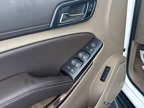 Used 2020 Chevrolet Tahoe LT image 14