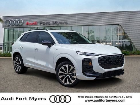 New 2026 Audi Q3 quattro 2.0T AWD/4WD image 1