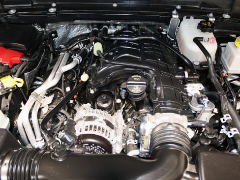 Used 2026 Jeep Gladiator Mojave AWD/4WD image 21