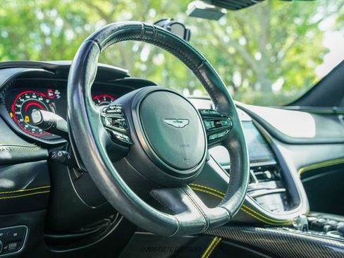 Used 2021 Aston Martin DBX AWD/4WD image 25
