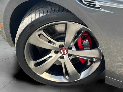 Used 2018 Bentley Flying Spur S V8 image 44