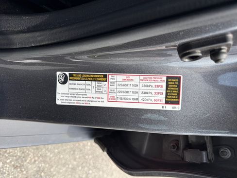 Used 2020 Nissan Rogue S FWD image 39
