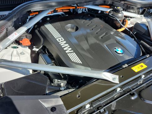 Certified 2024 BMW X5 xDrive50e w/ M Sport Package image 37