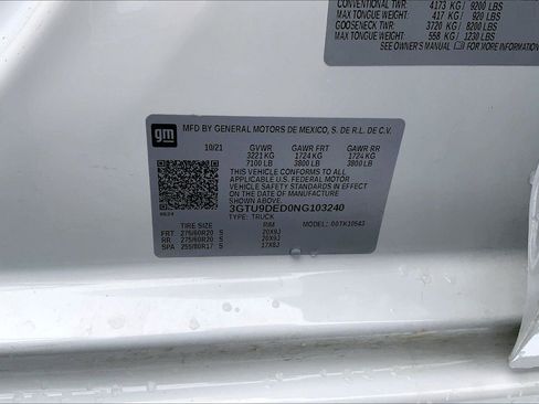 Used 2022 GMC Sierra 1500 SLT w/ SLT Premium Plus Package AWD/4WD image 31