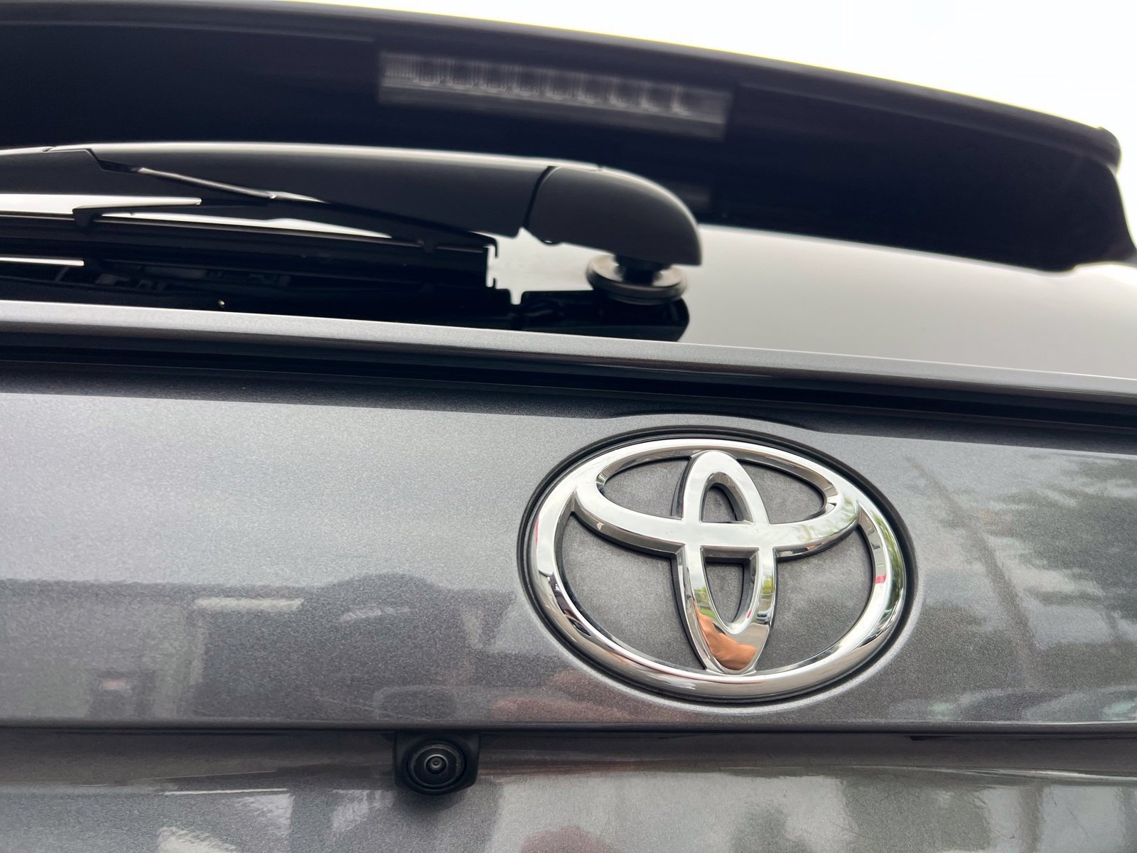 Used 2025 Toyota RAV4 SE AWD/4WD image 19