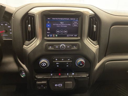 Used 2026 Chevrolet Silverado 2500 Custom image 15