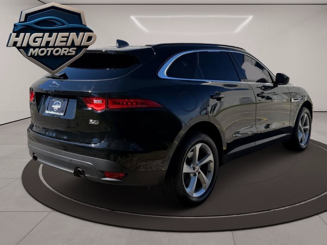 Used 2019 Jaguar F-PACE Premium AWD/4WD image 6