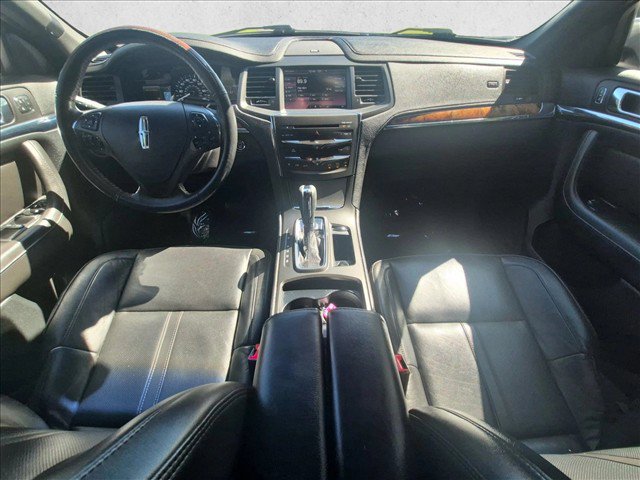 Used 2013 Lincoln MKS AWD image 19