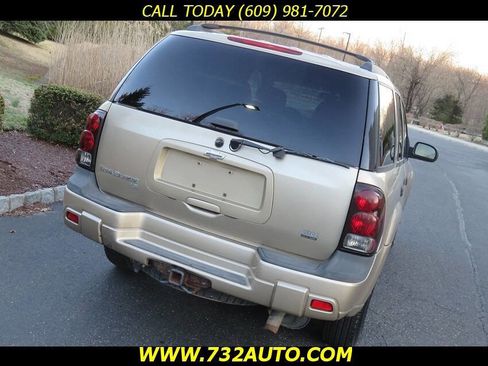 Used 2005 Chevrolet TrailBlazer LS w/ LS Preferred Equipment Group image 20