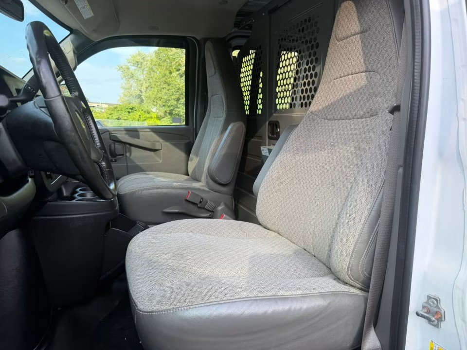 Used 2019 Chevrolet Express 2500 w/ Communications Package RWD image 14