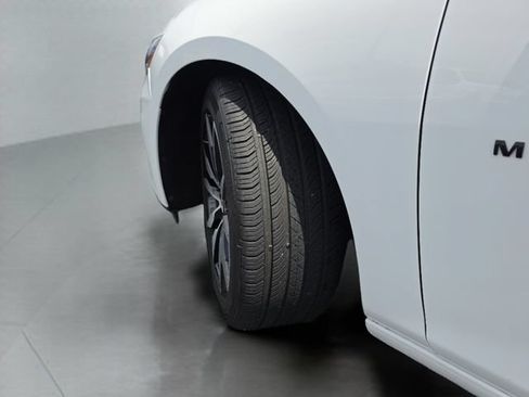 Used 2024 Chevrolet Malibu RS FWD image 43