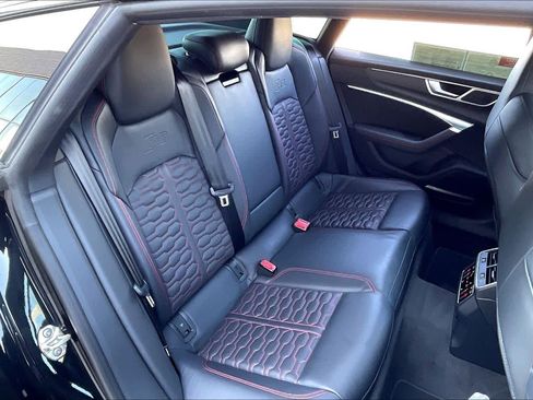 Used 2021 Audi RS 7 w/ Black Optic Package image 17