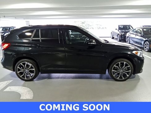 Used 2021 BMW X1 sDrive28i w/ M Sport Package image 5