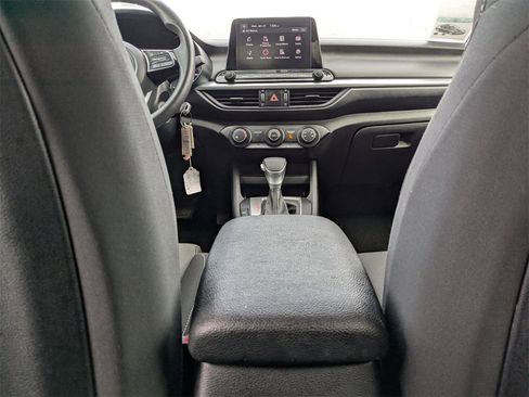 Used 2024 Kia Forte LXS image 28