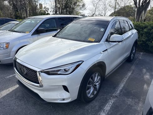 Used 2019 INFINITI QX50 Essential w/ Premium Heat Package image 1