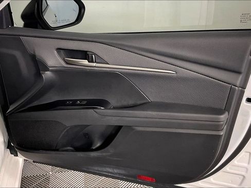Used 2025 Toyota Camry SE w/ Multimedia Upgrade Package FWD image 22