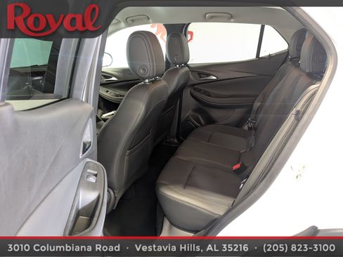 Used 2025 Buick Encore GX Preferred AWD/4WD image 14