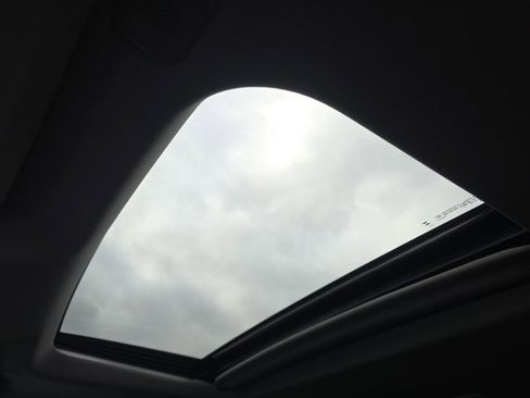 Used 2024 GMC Sierra 3500 Denali w/ Denali Reserve Package image 2