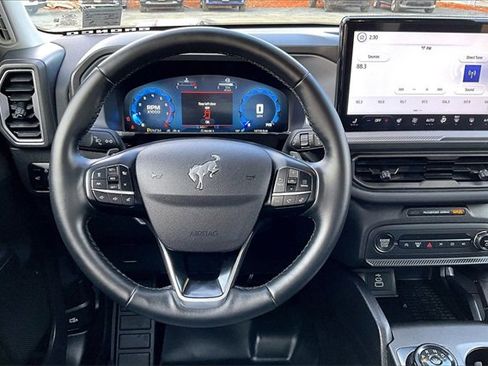 Used 2025 Ford Bronco Sport Badlands image 12