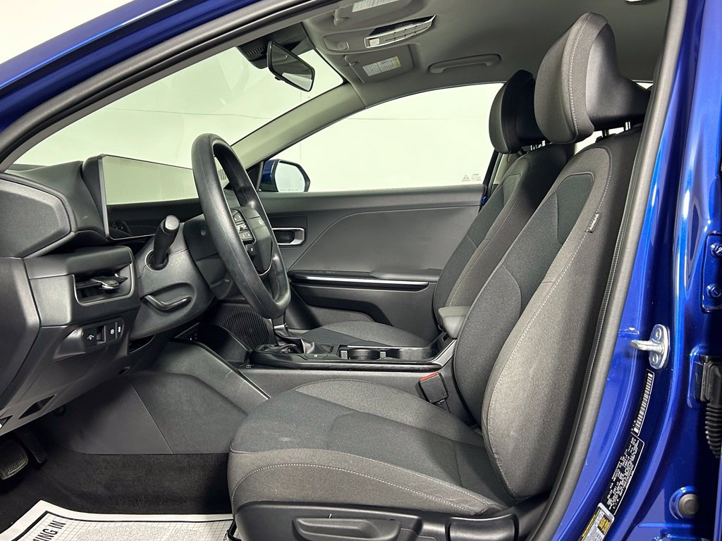 Used 2025 Kia K4 FWD image 28
