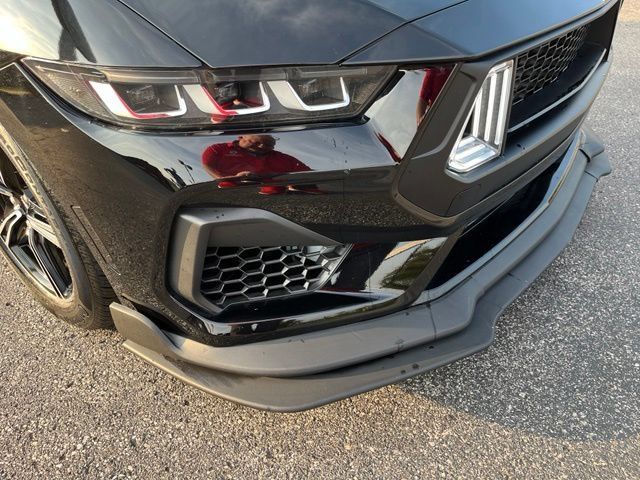 Used 2024 Ford Mustang Coupe RWD image 33