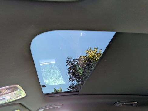 Certified 2022 Genesis GV70 2.5T w/ Advanced Package image 20