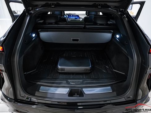 Used 2024 Cadillac Lyriq Sport RWD image 58