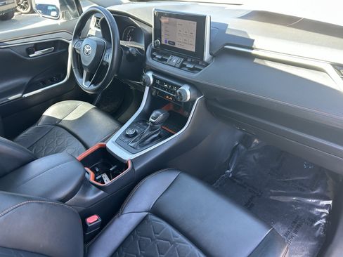 Certified 2024 Toyota RAV4 Adventure AWD/4WD image 8