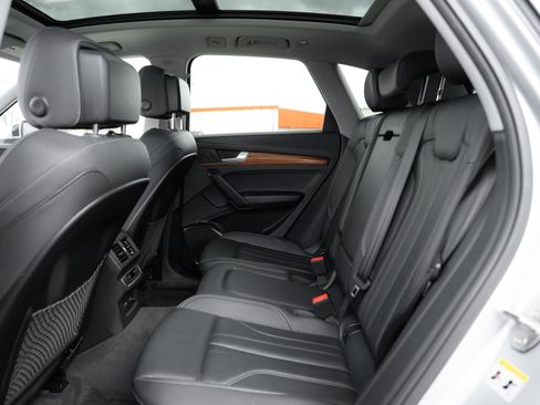 Certified 2023 Audi Q5 e Premium w/ Convenience Package image 23