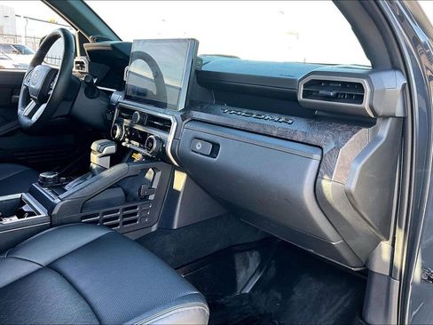 Used 2024 Toyota Tacoma Limited image 20