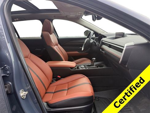 Used 2024 MAZDA CX-50 Meridian Edition w/ Cargo Package image 15