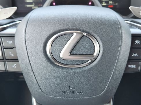 Used 2024 Lexus GX 550 w/ Accessory Package (Z1) AWD/4WD image 36