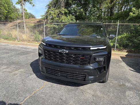 Used 2026 Chevrolet Traverse RS w/ LPO, Floor Liner Package FWD image 5